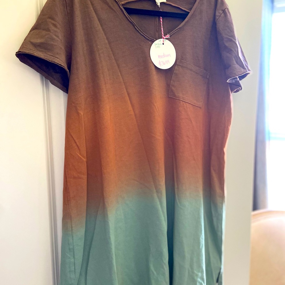 Ombré t shirt dress with tags!